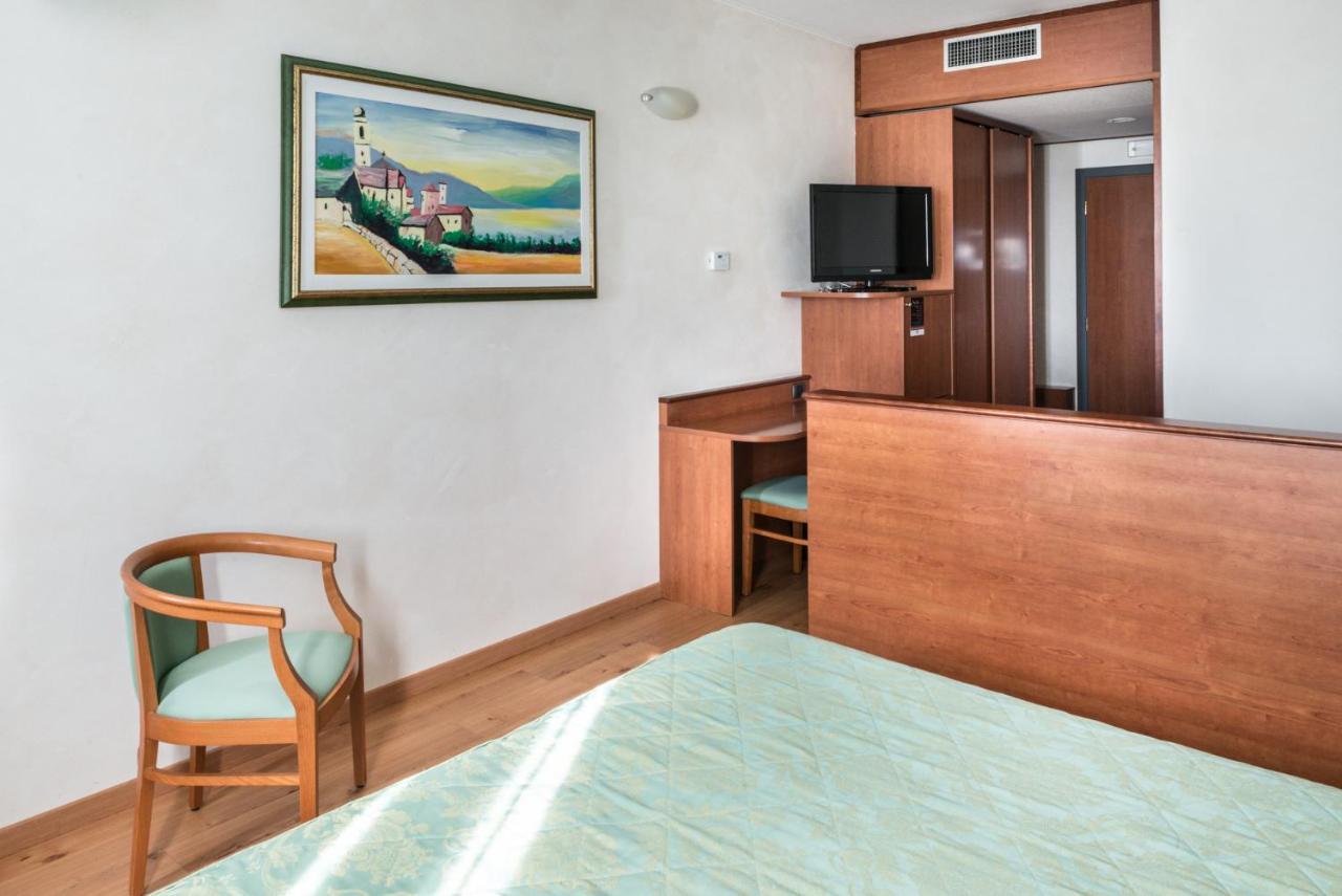 פיובה די סאקו Point Hotel מראה חיצוני תמונה